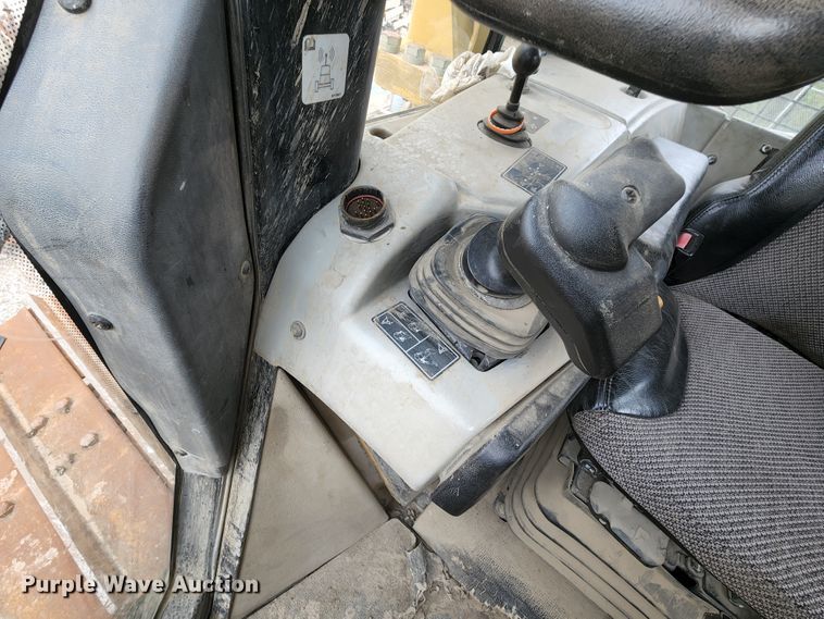 image for item KT9755 2012 Caterpillar D6N LGP  dozer