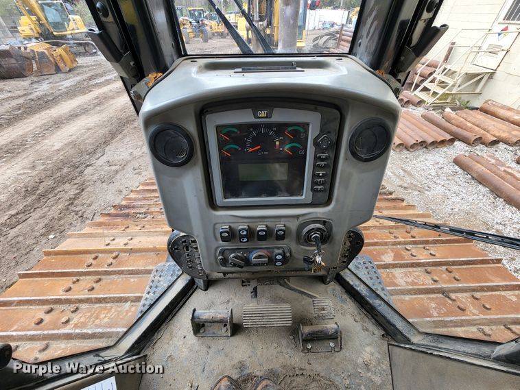 image for item KT9755 2012 Caterpillar D6N LGP  dozer