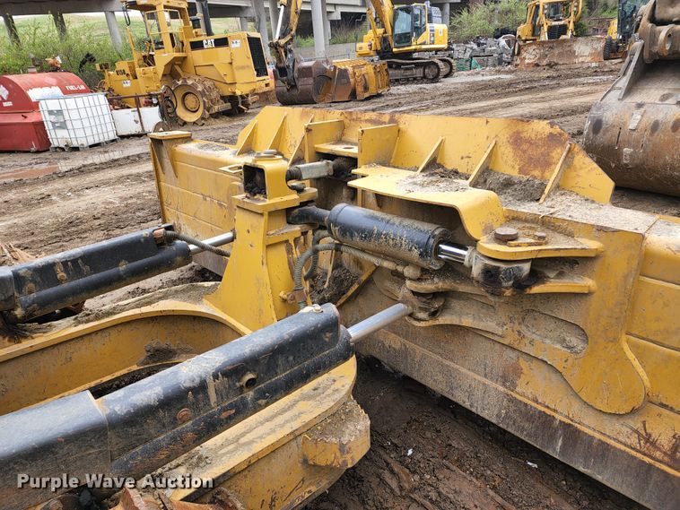 image for item KT9755 2012 Caterpillar D6N LGP  dozer