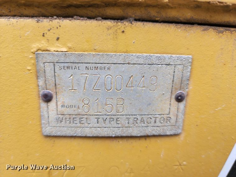 image for item KT9756 1984 Caterpillar 815B  soil compactor