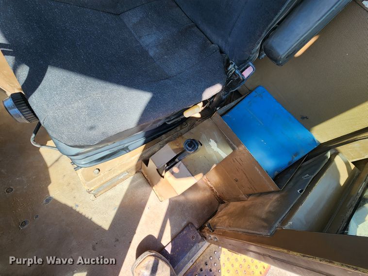 image for item KT9771 1995 Caterpillar 928F  wheel loader