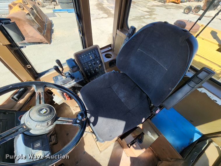 image for item KT9771 1995 Caterpillar 928F  wheel loader