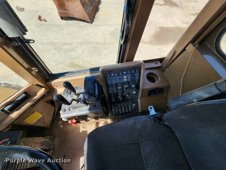 image for item KT9771 1995 Caterpillar 928F  wheel loader