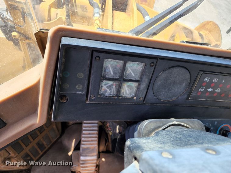 image for item KT9771 1995 Caterpillar 928F  wheel loader