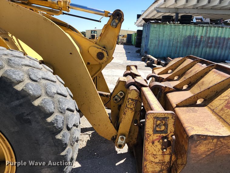 image for item KT9771 1995 Caterpillar 928F  wheel loader