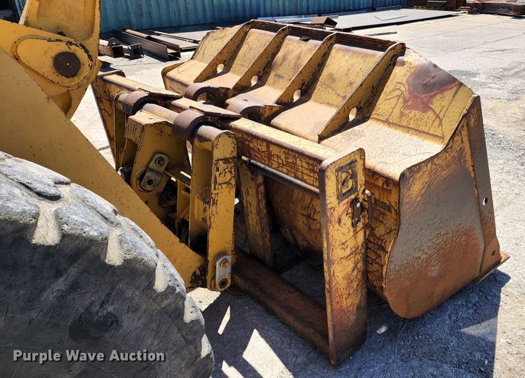 image for item KT9771 1995 Caterpillar 928F  wheel loader