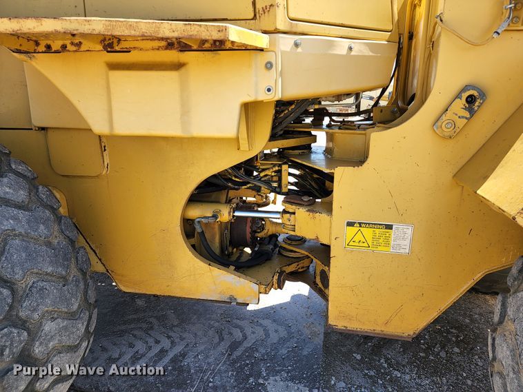 image for item KT9771 1995 Caterpillar 928F  wheel loader