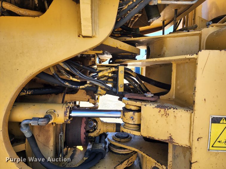image for item KT9771 1995 Caterpillar 928F  wheel loader