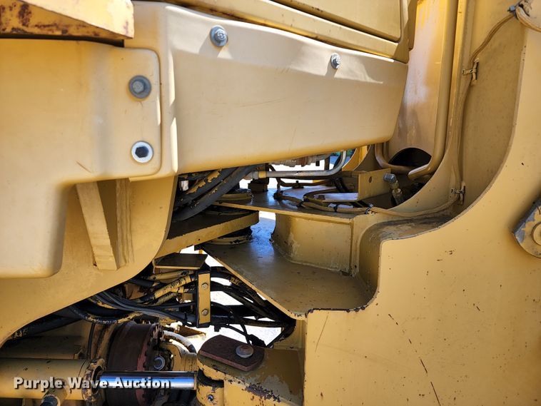 image for item KT9771 1995 Caterpillar 928F  wheel loader