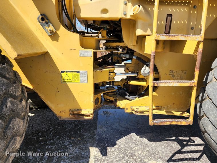 image for item KT9771 1995 Caterpillar 928F  wheel loader