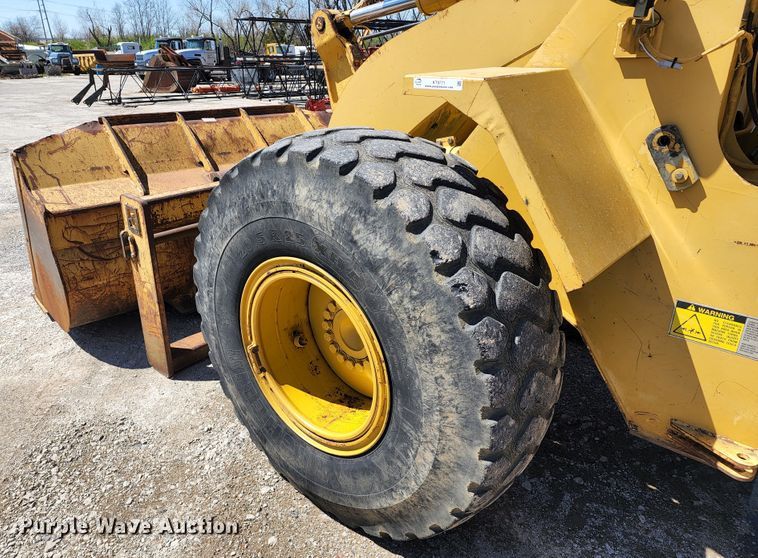 image for item KT9771 1995 Caterpillar 928F  wheel loader