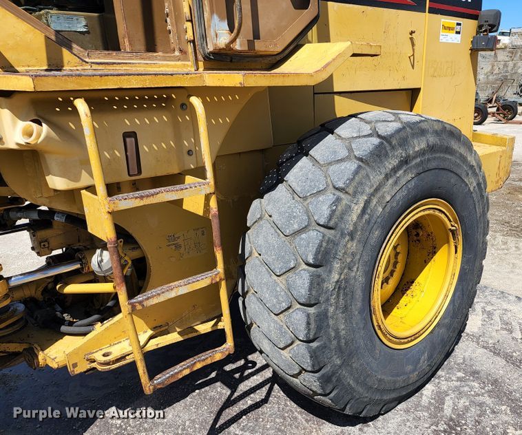 image for item KT9771 1995 Caterpillar 928F  wheel loader