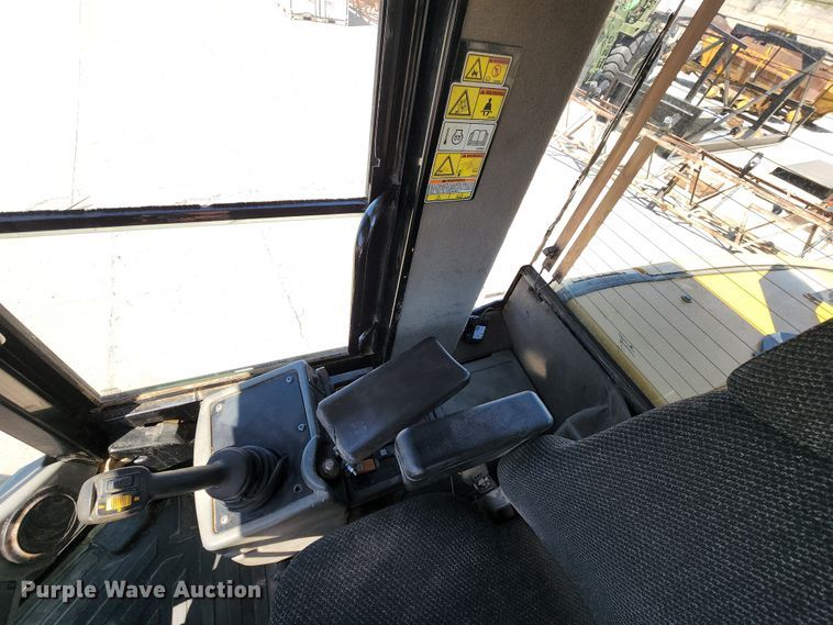 image for item KT9777 2006 Caterpillar 930G  wheel loader