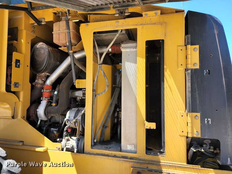 image for item KT9777 2006 Caterpillar 930G  wheel loader