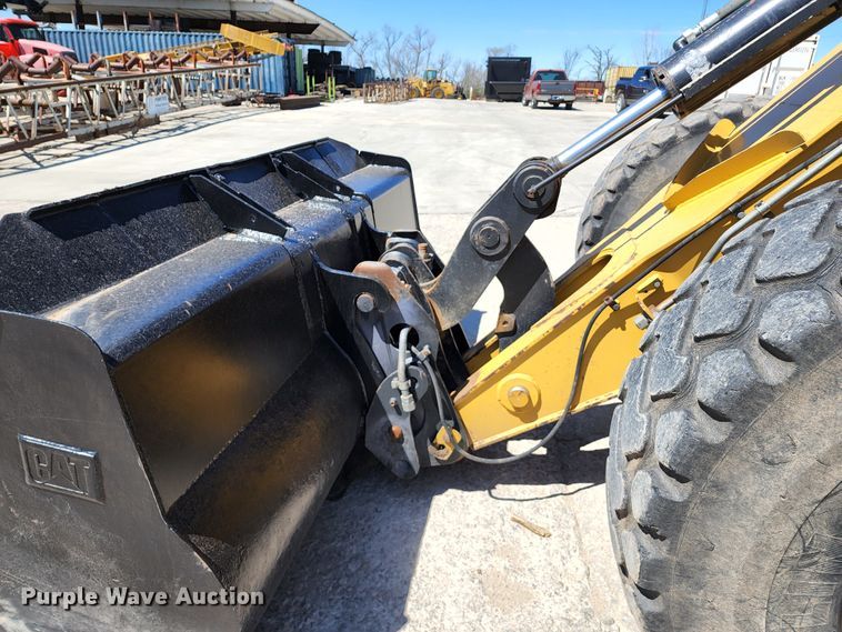 image for item KT9777 2006 Caterpillar 930G  wheel loader