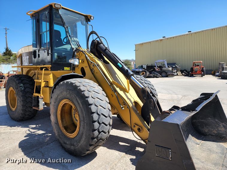 image for item KT9777 2006 Caterpillar 930G  wheel loader