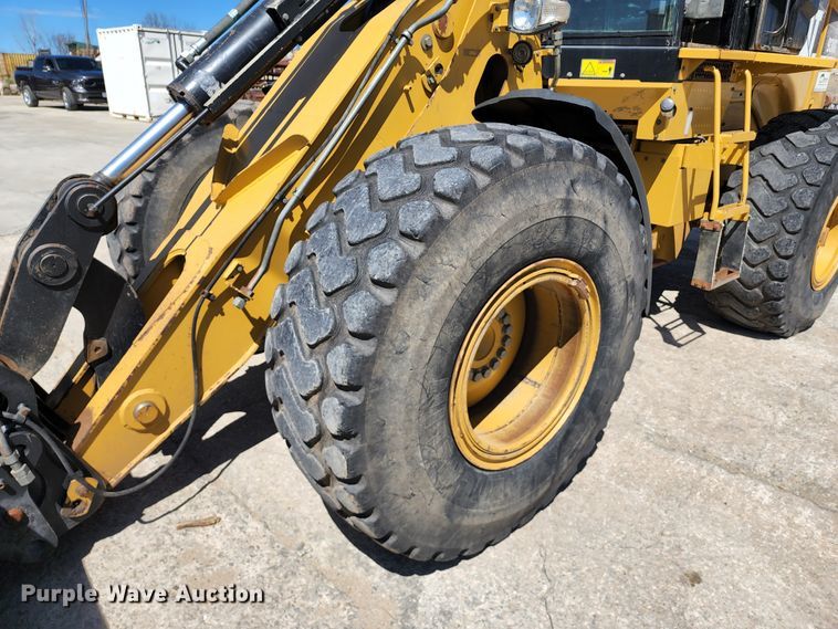 image for item KT9777 2006 Caterpillar 930G  wheel loader