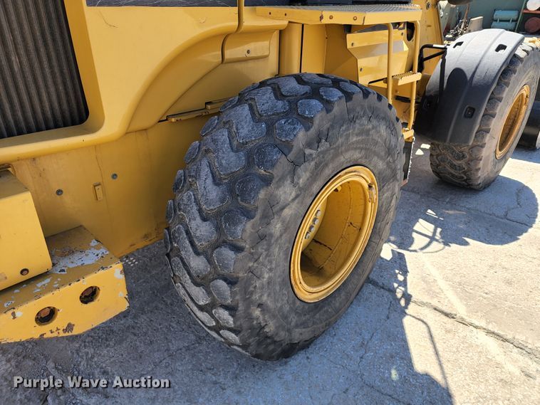 image for item KT9777 2006 Caterpillar 930G  wheel loader