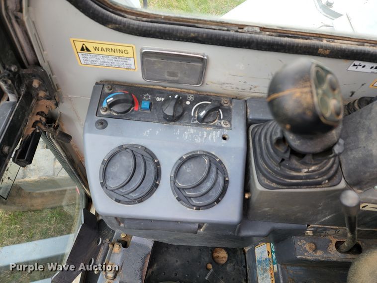 image for item KT9786 Takeuchi TB153FR  mini excavator