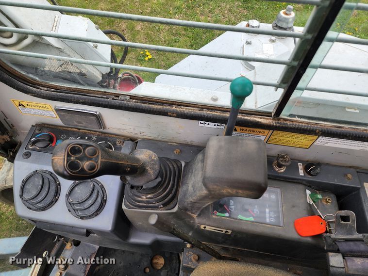 image for item KT9786 Takeuchi TB153FR  mini excavator