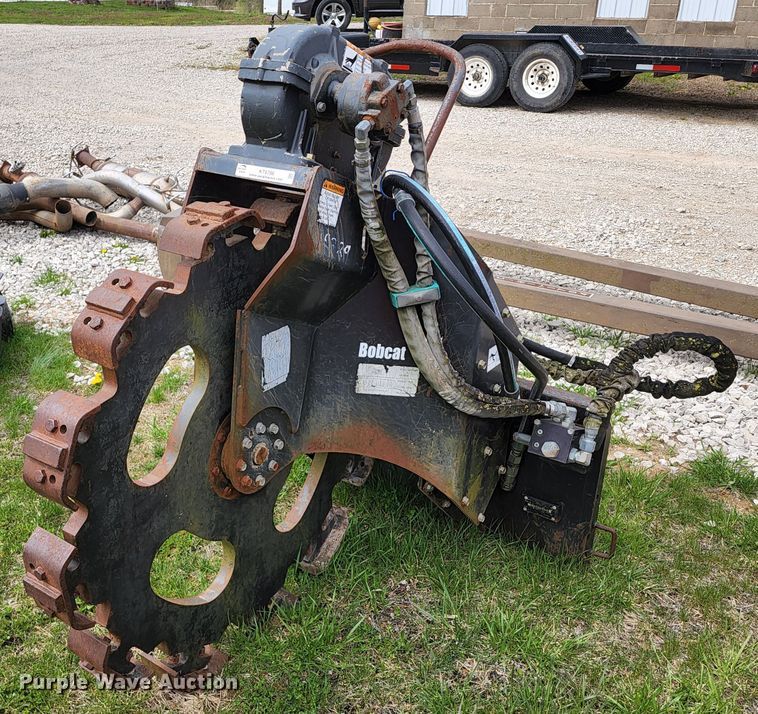 image for item KT9788 Bobcat  skid steer compaction wheel