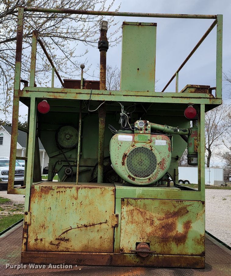 image for item KT9791 Bowie 800  hydro-mulcher bed