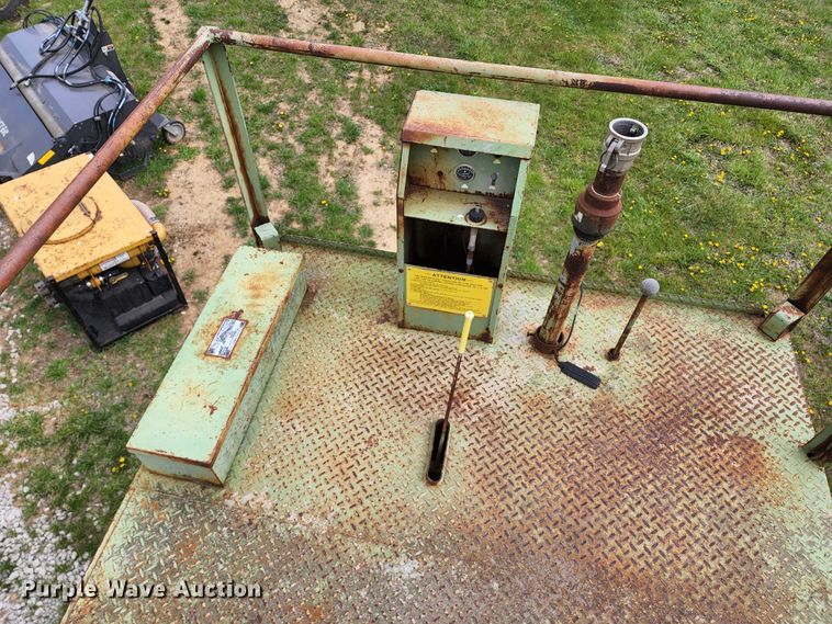 image for item KT9791 Bowie 800  hydro-mulcher bed