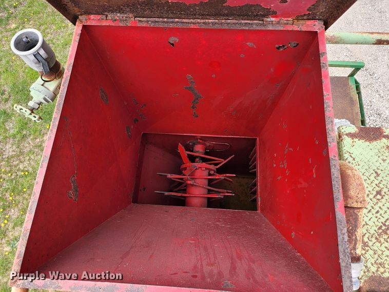 image for item KT9791 Bowie 800  hydro-mulcher bed