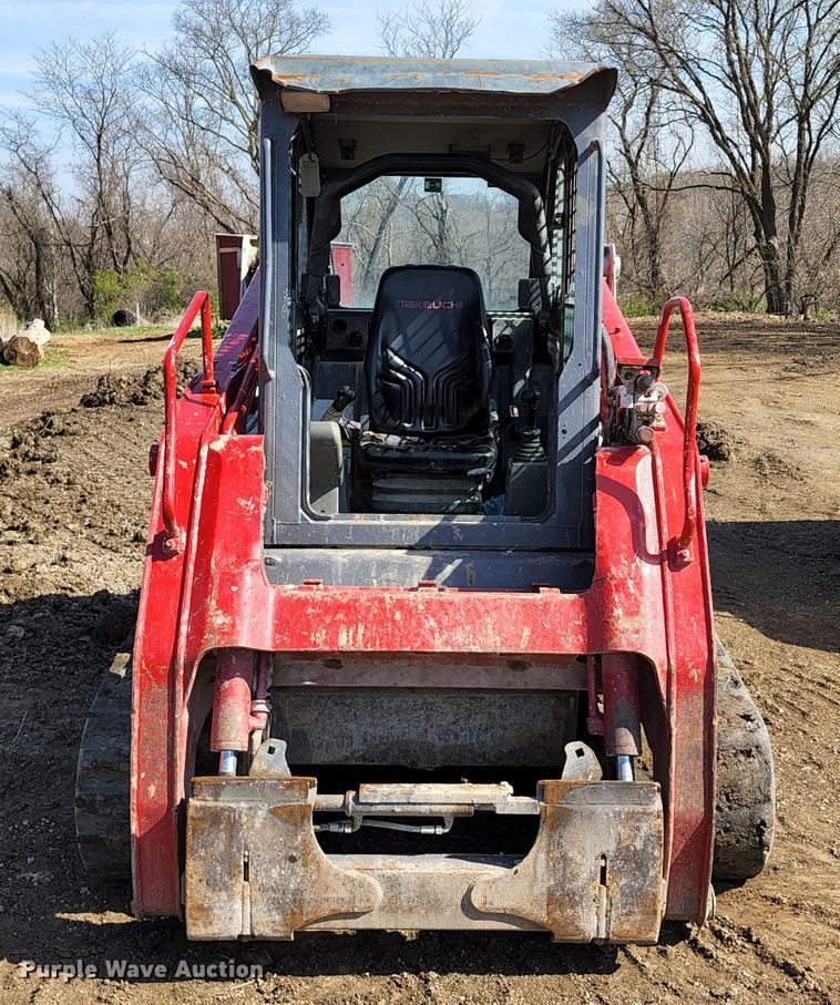 image for item KT9793 2015 Takeuchi TL12  tracked skid steer loader