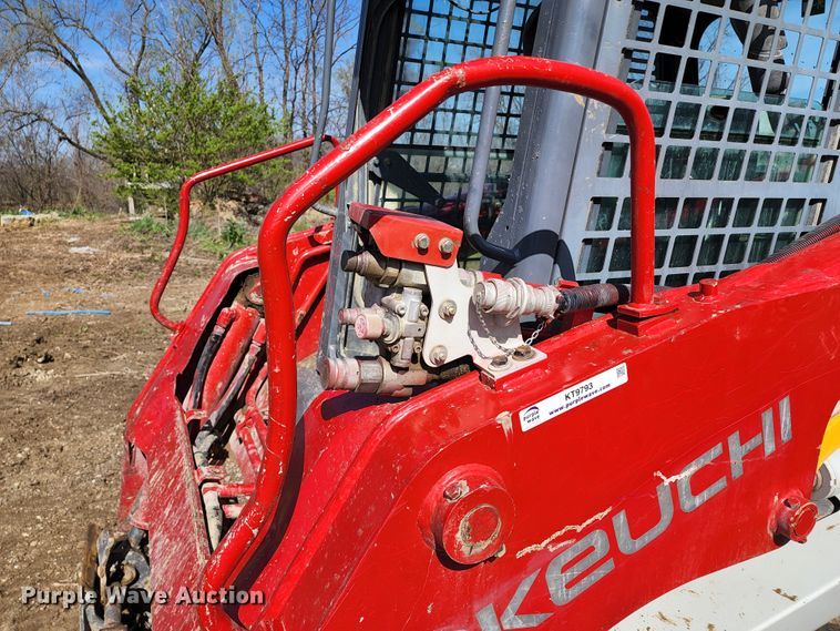 image for item KT9793 2015 Takeuchi TL12  tracked skid steer loader