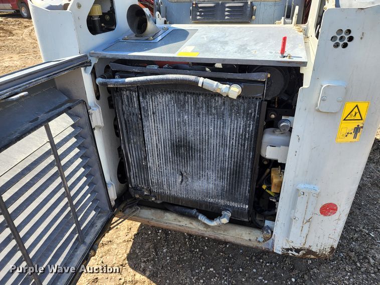 image for item KT9793 2015 Takeuchi TL12  tracked skid steer loader