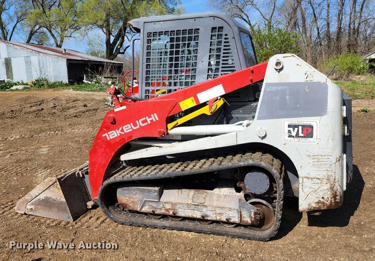 image for item KT9794 2016 Takeuchi TL10  tracked skid steer loader
