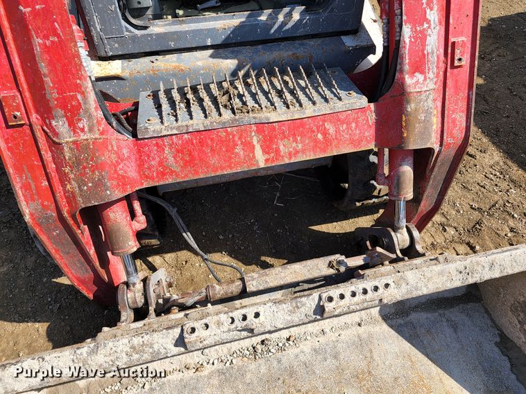 image for item KT9794 2016 Takeuchi TL10  tracked skid steer loader