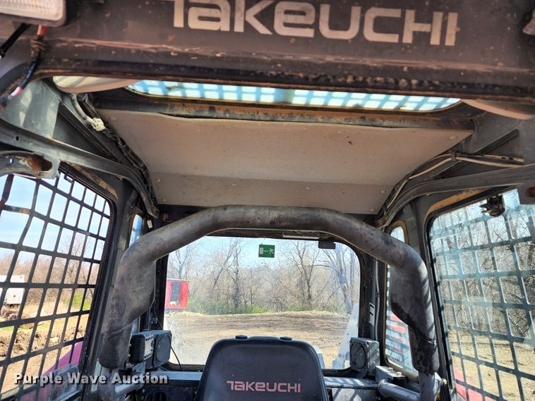 image for item KT9794 2016 Takeuchi TL10  tracked skid steer loader
