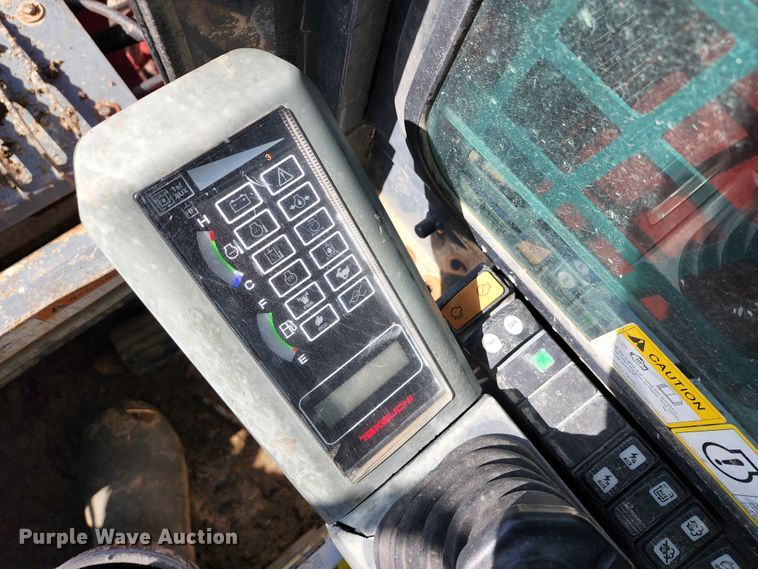 image for item KT9794 2016 Takeuchi TL10  tracked skid steer loader