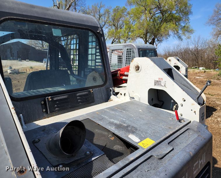 image for item KT9794 2016 Takeuchi TL10  tracked skid steer loader