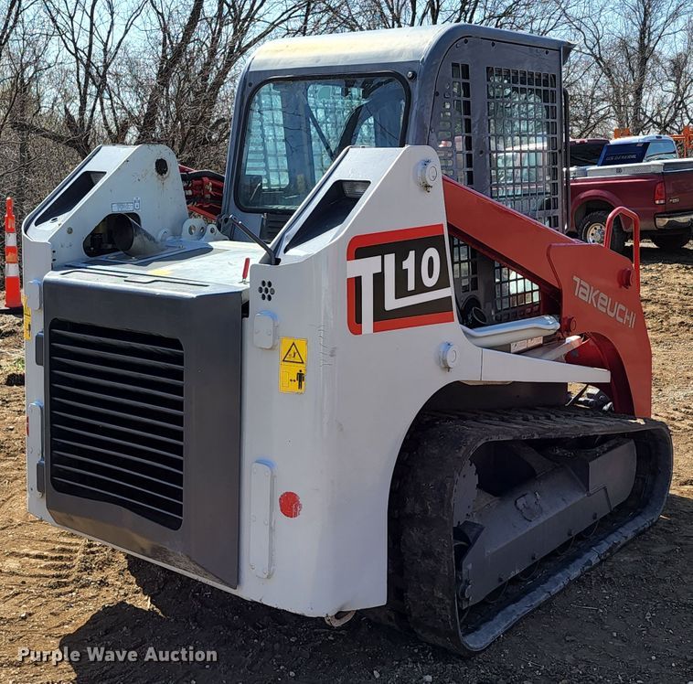 image for item KT9796 2016 Takeuchi TL10  tracked skid steer loader