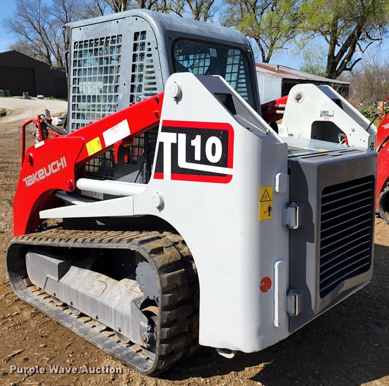 image for item KT9796 2016 Takeuchi TL10  tracked skid steer loader