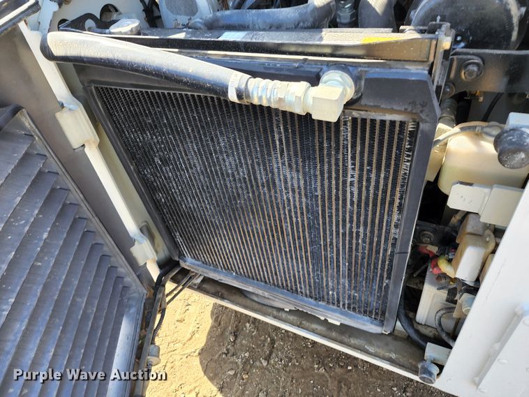 image for item KT9796 2016 Takeuchi TL10  tracked skid steer loader