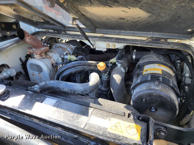 image for item KT9796 2016 Takeuchi TL10  tracked skid steer loader