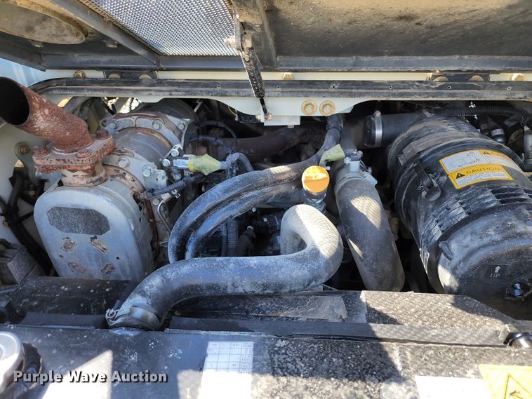 image for item KT9796 2016 Takeuchi TL10  tracked skid steer loader