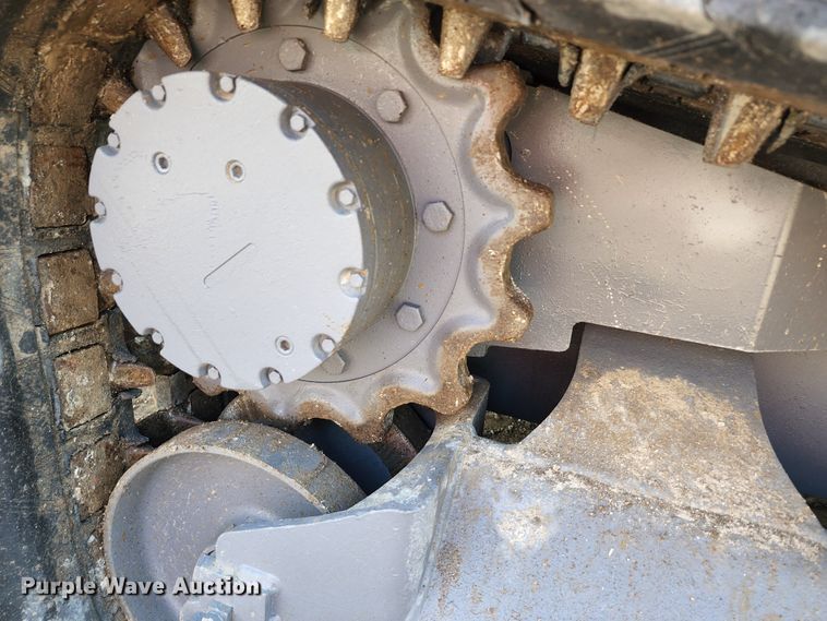 image for item KT9796 2016 Takeuchi TL10  tracked skid steer loader