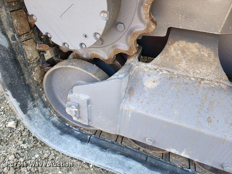 image for item KT9796 2016 Takeuchi TL10  tracked skid steer loader