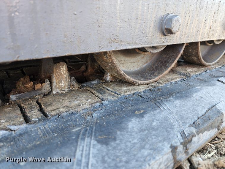 image for item KT9796 2016 Takeuchi TL10  tracked skid steer loader