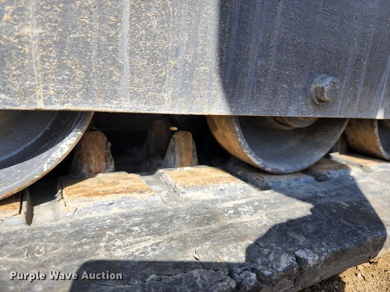 image for item KT9796 2016 Takeuchi TL10  tracked skid steer loader