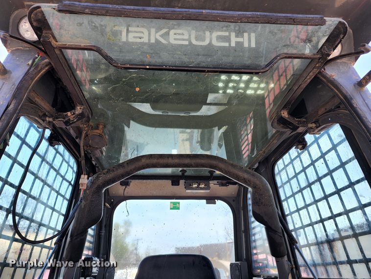 image for item KT9806 2016 Takeuchi TL12  tracked skid steer loader