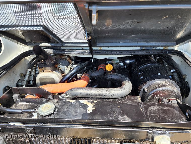 image for item KT9806 2016 Takeuchi TL12  tracked skid steer loader