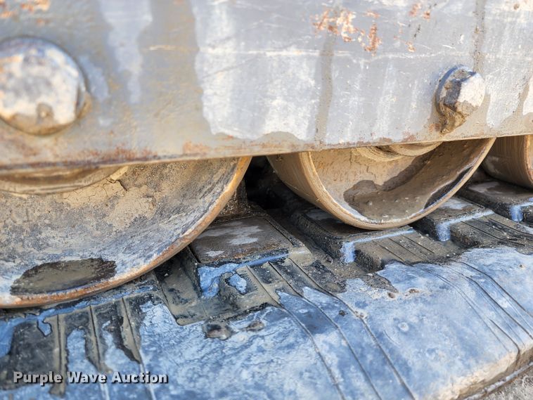 image for item KT9806 2016 Takeuchi TL12  tracked skid steer loader