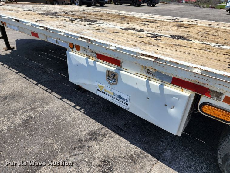 image for item KT9846 2008 Load Max  equipment trailer