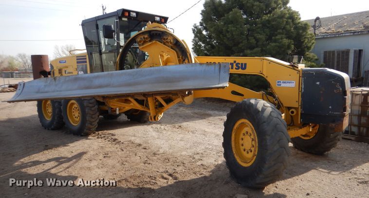 image for item LJ9964 2007 Komatsu GD655-3E0  motor grader